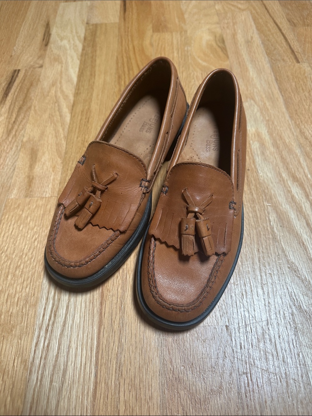 Women’s Tan Leather Tassel Loafers- Bass Weejuns Marietta II